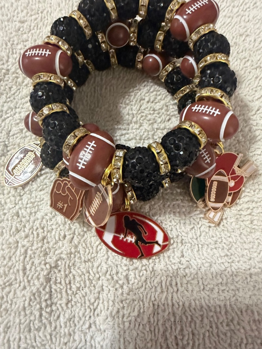 Bracelets - Picture 8 of 10